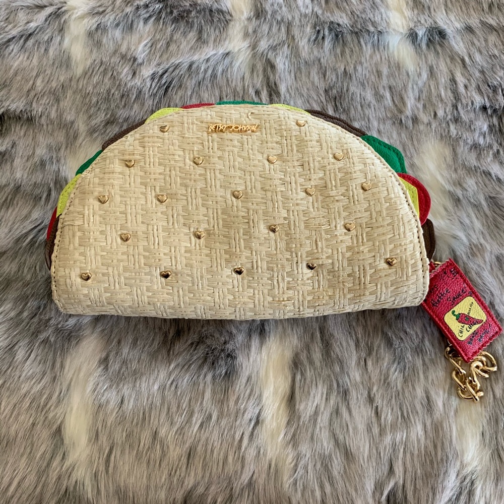 Betsy Johnson Taco Clutch